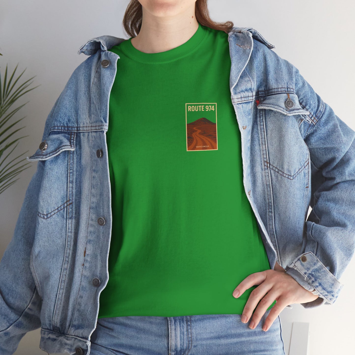 T-shirt "Route 974", Volcan, Exotisme, Destination Île de La Réunion, Confort Coton, Sobre, Elégant, Souvenir Unique, Cadeau, Unisexe, Esprit Voyageur