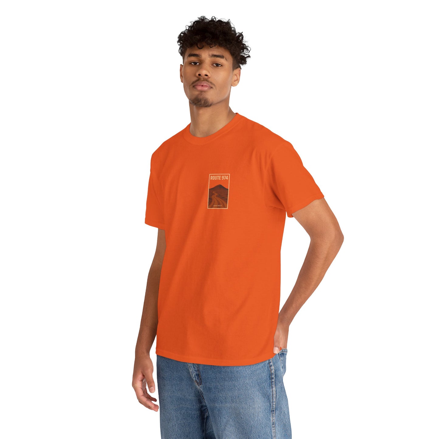 T-shirt "Route 974", Volcan, Exotisme, Destination Île de La Réunion, Confort Coton, Sobre, Elégant, Souvenir Unique, Cadeau, Unisexe, Esprit Voyageur