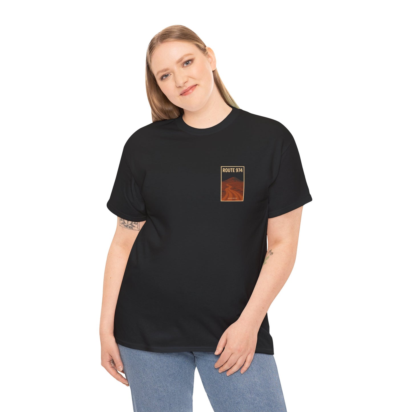 T-shirt "Route 974", Volcan, Exotisme, Destination Île de La Réunion, Confort Coton, Sobre, Elégant, Souvenir Unique, Cadeau, Unisexe, Esprit Voyageur
