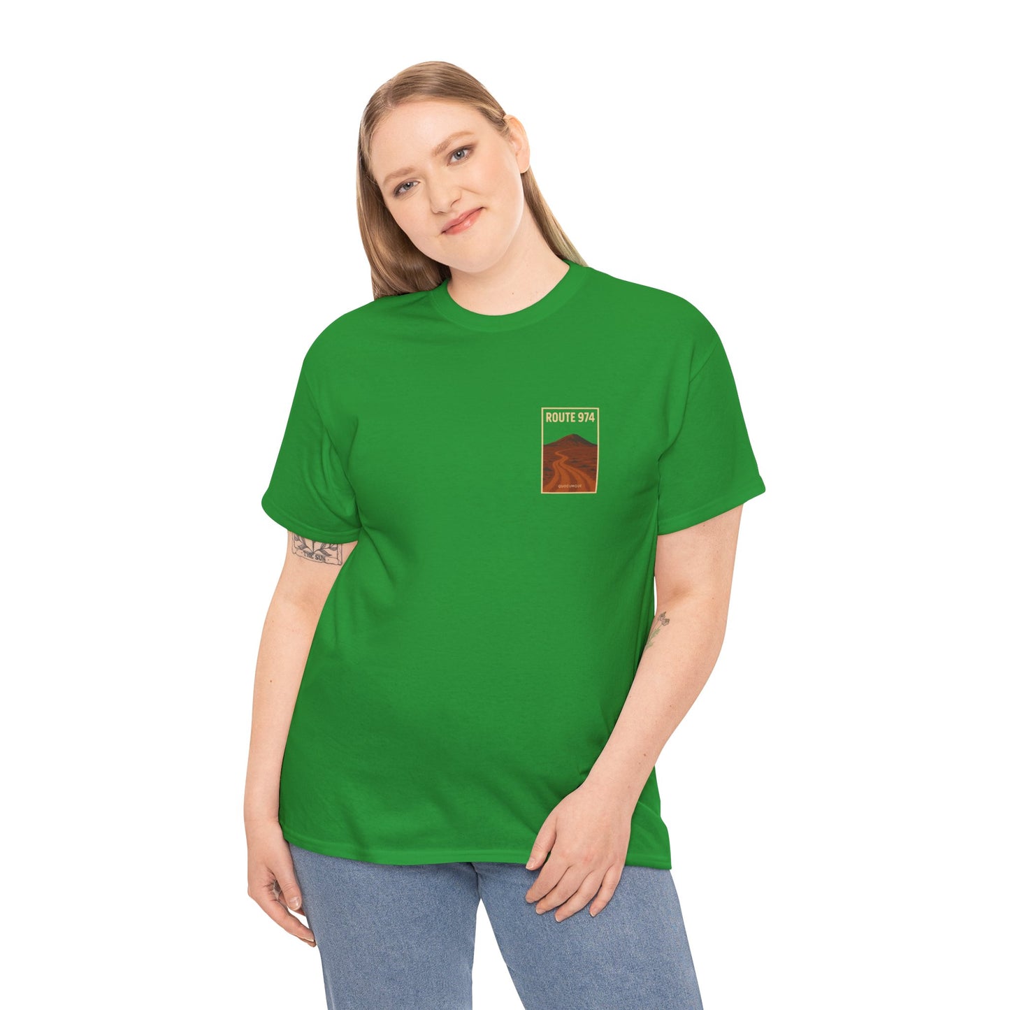 T-shirt "Route 974", Volcan, Exotisme, Destination Île de La Réunion, Confort Coton, Sobre, Elégant, Souvenir Unique, Cadeau, Unisexe, Esprit Voyageur