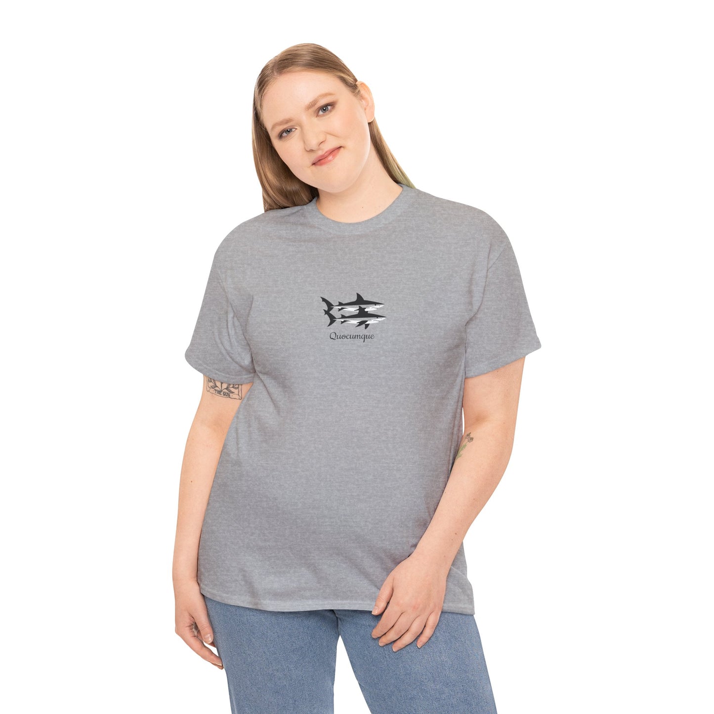 T-shirt Quocumque, Requin Duo, Île de La Réunion, Poissons, Confort Coton, Elégant, Souvenir Unique, Cadeau, Unisexe, Esprit Voyageur, Créole, Bourbon