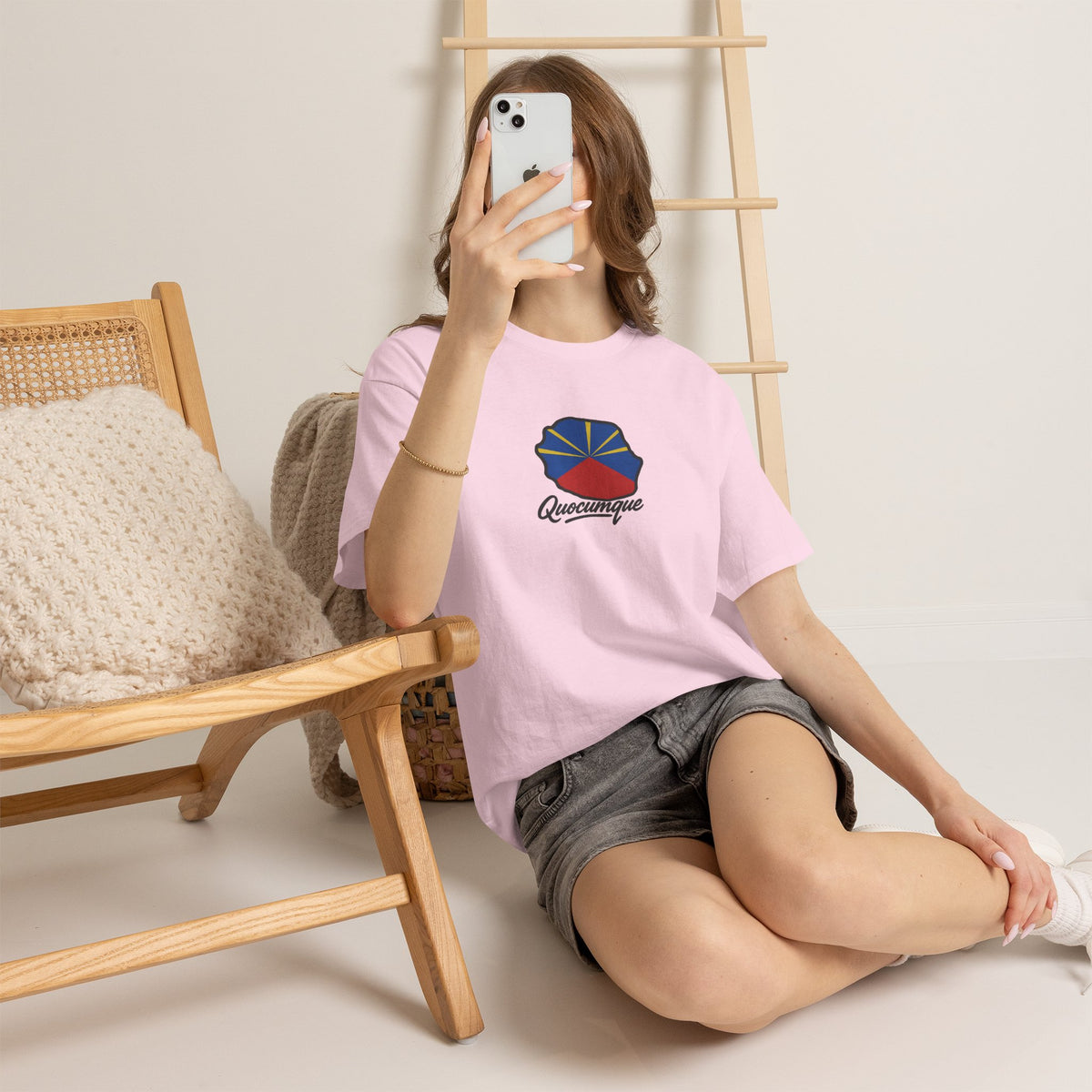 T-shirt "Drapeau Pays", Exotisme, Destination Île de La Réunion, Confort Coton, Sobre, Elégant, Souvenir Unique, Cadeau, Unisexe, Esprit Voyageur