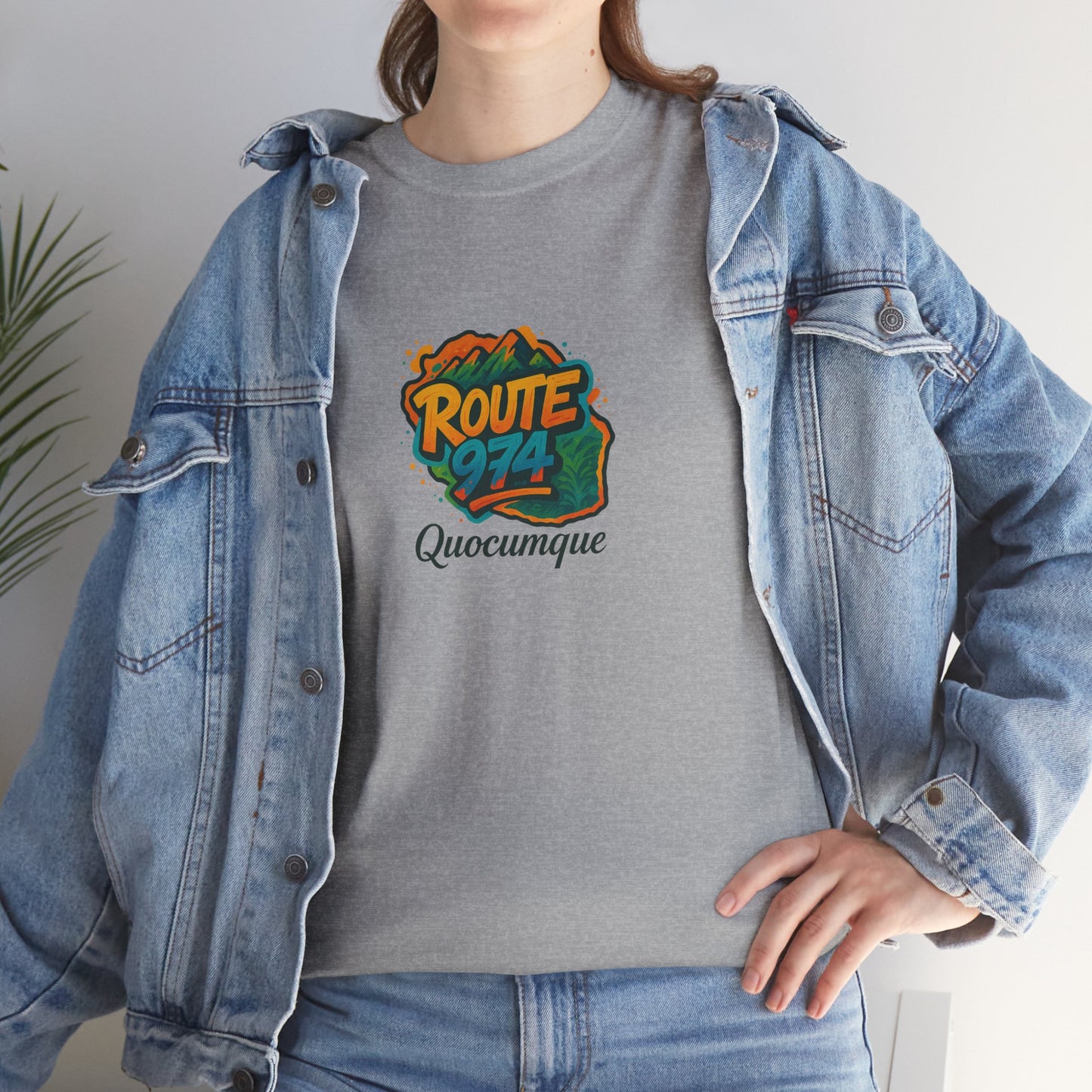 T-shirt "Route 974 Montagne", Destination Île de La Réunion, Confort Coton, Sobre, Elégant, Souvenir Unique, Cadeau, Unisexe, Esprit Voyageur
