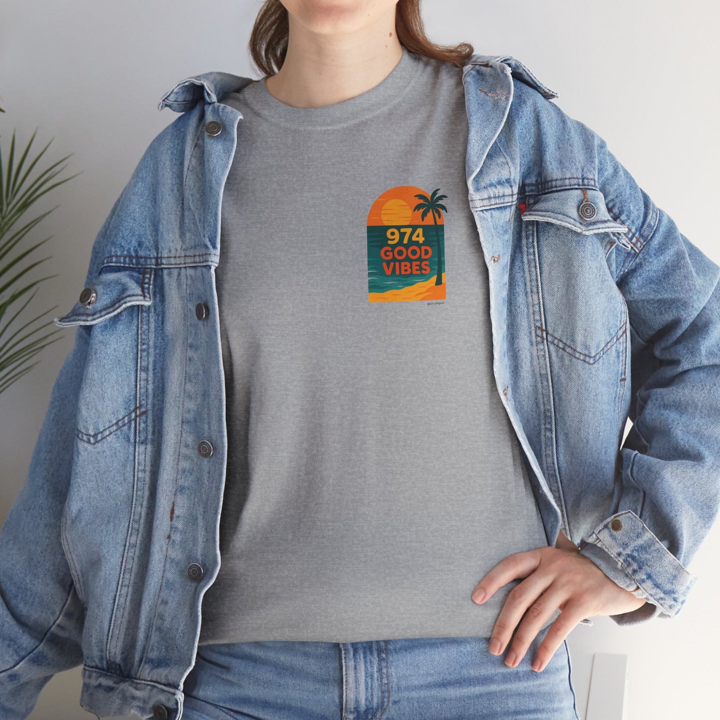 T-shirt "Good Vibes", Île de La Réunion, Confort Coton, Sobre, Elégant, Souvenir Unique, Cadeau, Unisexe, Esprit Voyageur, Adulte