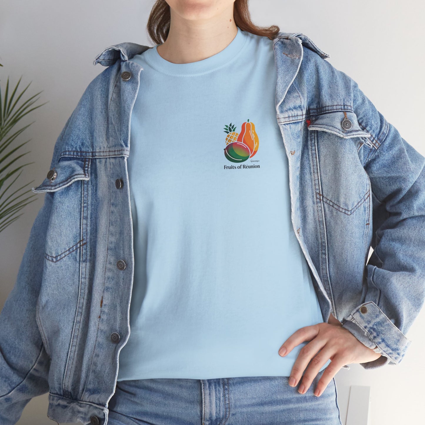 T-shirt "Fruits of Réunion", Île de La Réunion, Confort Coton, Sobre, Elégant, Souvenir Unique, Cadeau, Unisexe, Esprit Voyageur