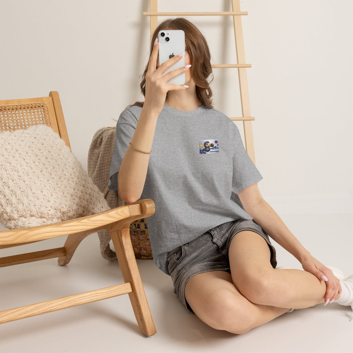 T-shirt "Quocumque Platinium", Exotisme, Destination Île de La Réunion, Confort Coton, Sobre, Elégant, Souvenir Unique, Cadeau, Unisexe, Esprit Voyageur