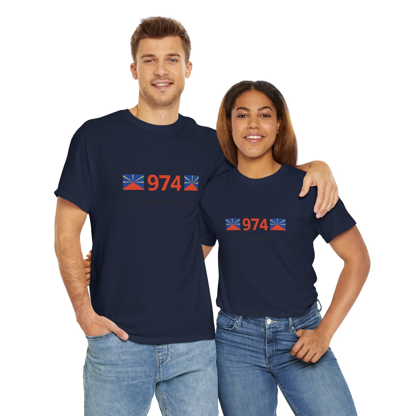 T-shirt "974 Drapeaux", Île de La Réunion, Confort Coton, Sobre, Elégant, Souvenir Unique, Cadeau, Unisexe, Esprit Voyageur