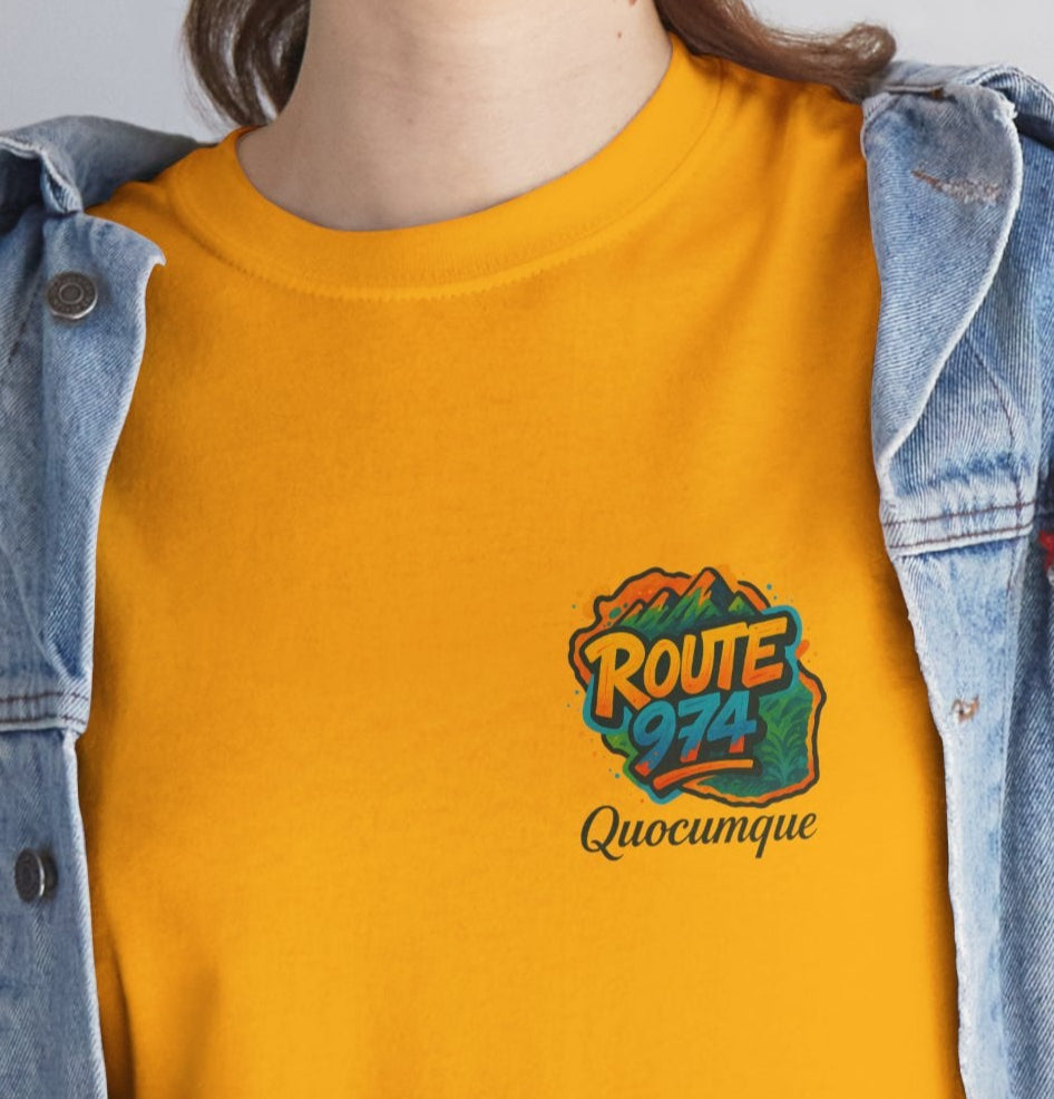 T-shirt "Route 974 Montagne", Destination Île de La Réunion, Confort Coton, Sobre, Elégant, Souvenir Unique, Cadeau, Unisexe, Esprit Voyageur