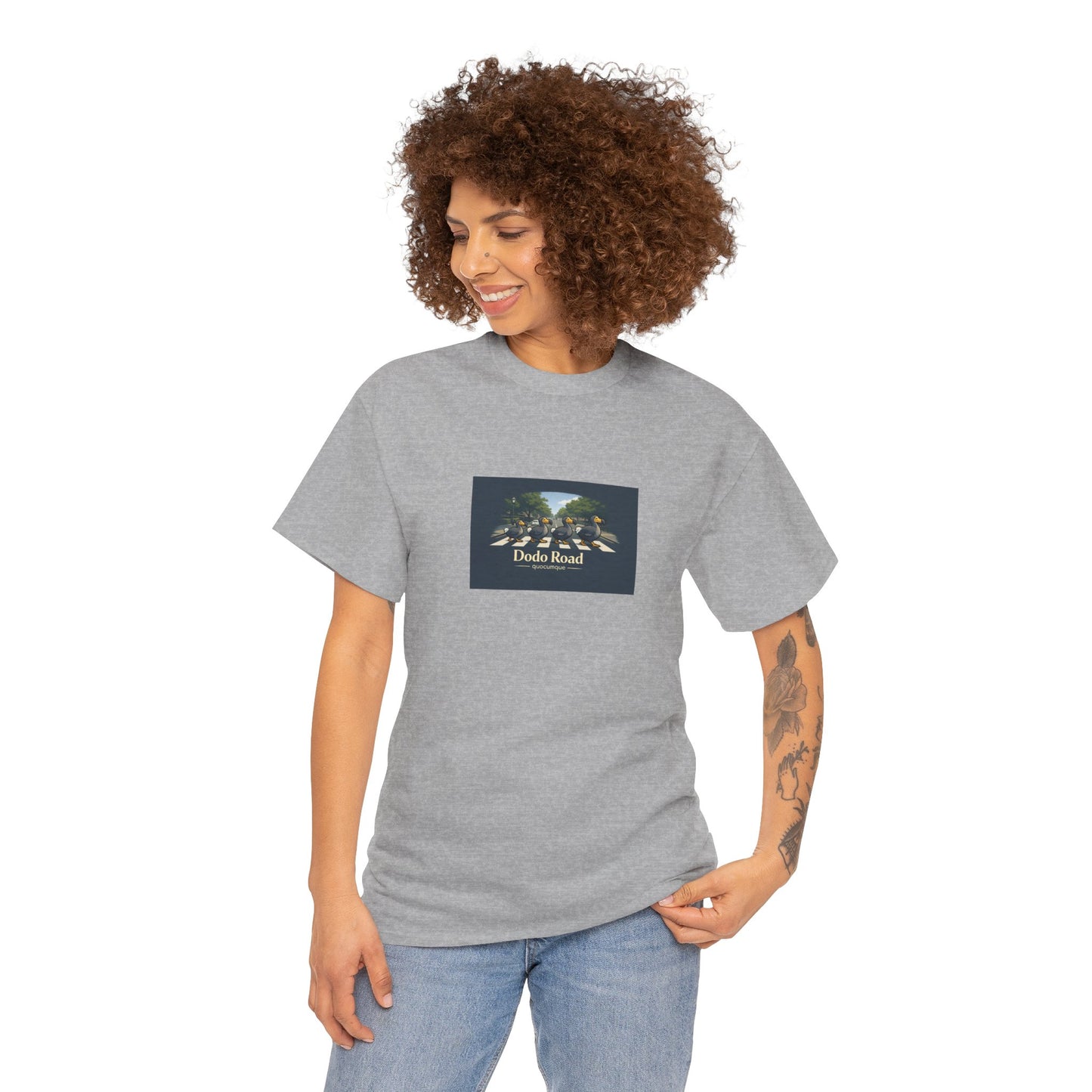 T-shirt "Dodo Road", Île de La Réunion", Confort Coton, Sobre, Elégant, Souvenir Unique, Cadeau, Unisexe, Esprit Voyageur