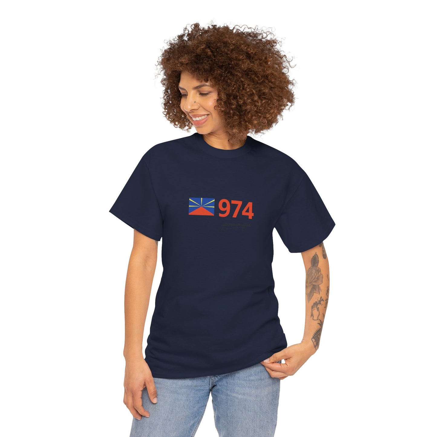 T-shirt "974 Drapeau", Île de La Réunion, Confort Coton, Sobre, Elégant, Souvenir Unique, Cadeau, Unisexe, Esprit Voyageur
