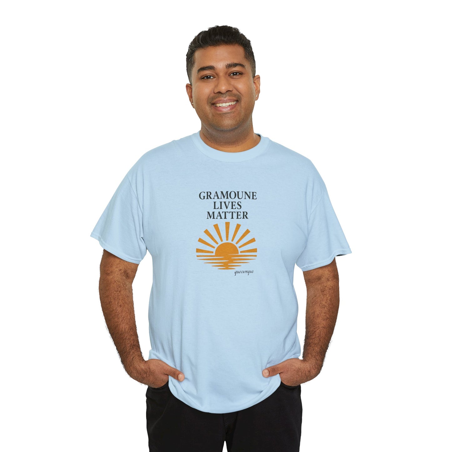 T-shirt "Gramoune", Soleil, Île de La Réunion, Confort Coton, Sobre, Elégant, Souvenir Unique, Cadeau, Unisexe, Esprit Voyageur