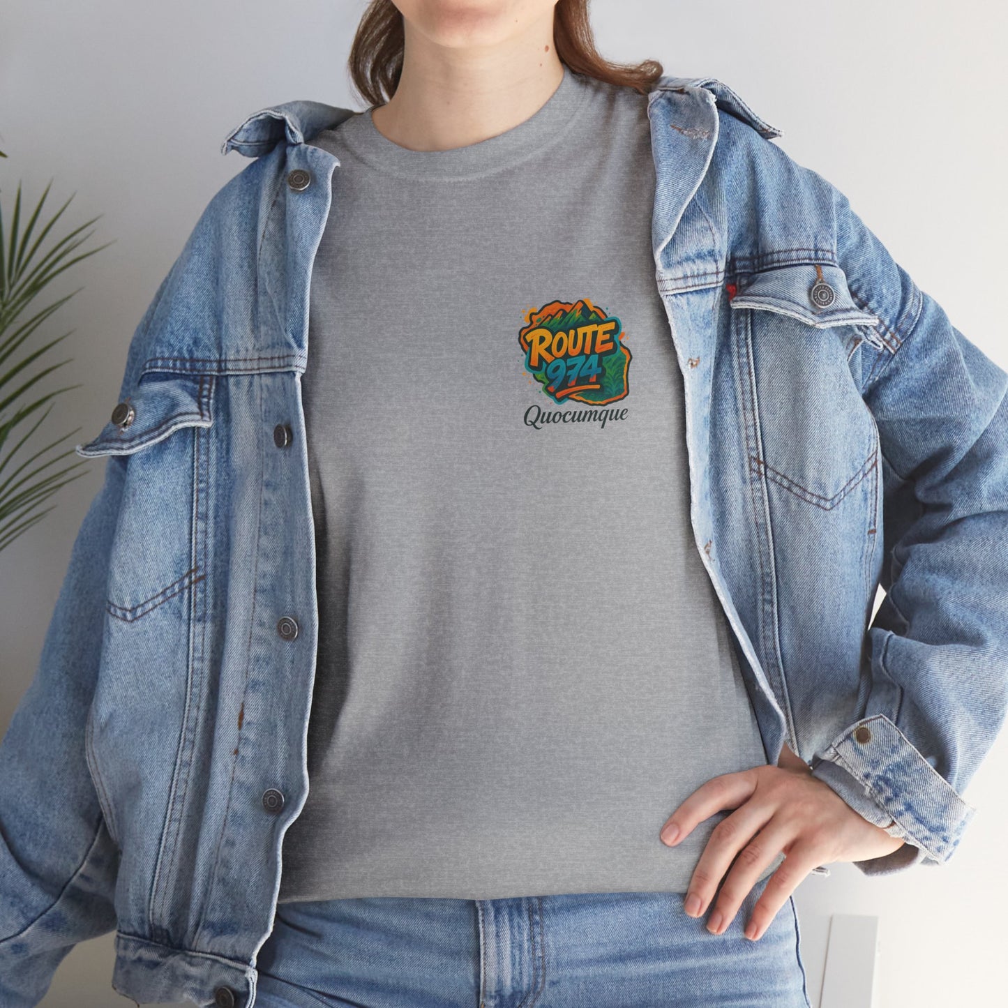 T-shirt "Route 974 Montagne", Destination Île de La Réunion, Confort Coton, Sobre, Elégant, Souvenir Unique, Cadeau, Unisexe, Esprit Voyageur