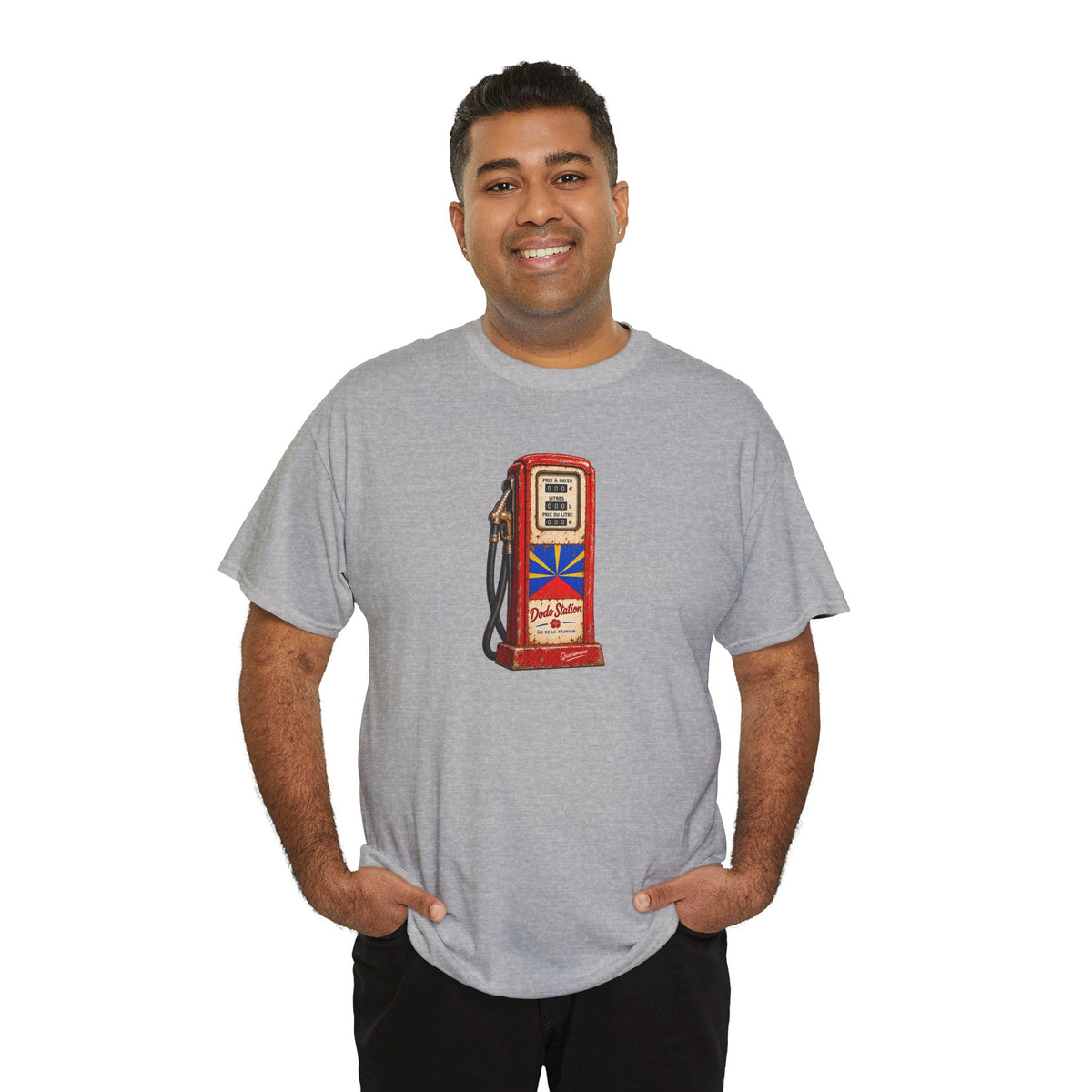 T-shirt Quocumque, "Station Essence", Île de La Réunion, Confort Coton, Elégant, Souvenir Unique, Cadeau, Unisexe, Esprit Voyageur, Créole, Bourbon