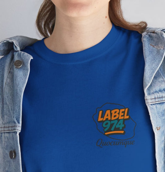 T-shirt "Label 974", Exotisme, Destination Île de La Réunion, Confort Coton, Sobre, Elégant, Souvenir Unique, Cadeau, Unisexe, Esprit Voyageur