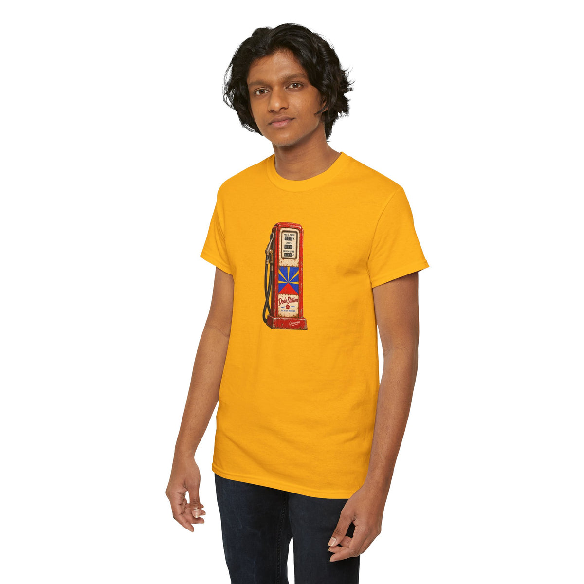 T-shirt Quocumque, "Station Essence", Île de La Réunion, Confort Coton, Elégant, Souvenir Unique, Cadeau, Unisexe, Esprit Voyageur, Créole, Bourbon