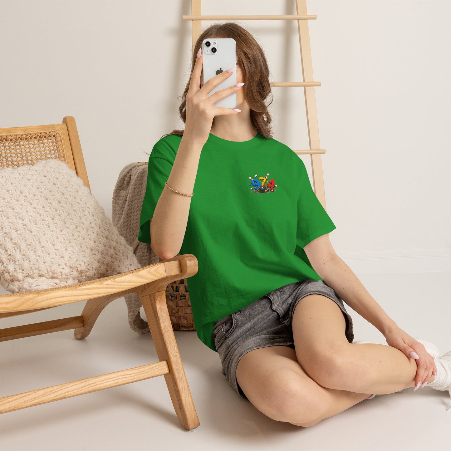 T-shirt " 974 Bowling ", Destination Île de La Réunion, Confort Coton, Sobre, Elégant, Souvenir Unique, Vêtement Adulte, Unisexe, Esprit Voyageur