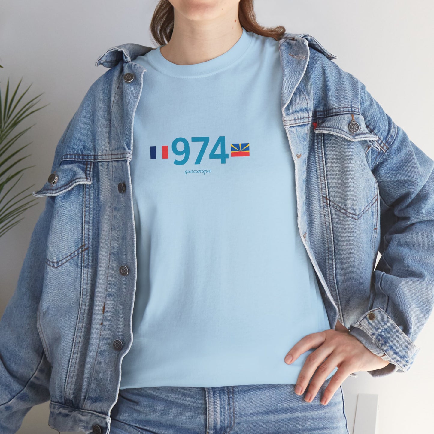 T-shirt "974 Drapeaux", Île de La Réunion, Confort Coton, Sobre, Elégant, Souvenir Unique, Cadeau, Unisexe, Esprit Voyageur