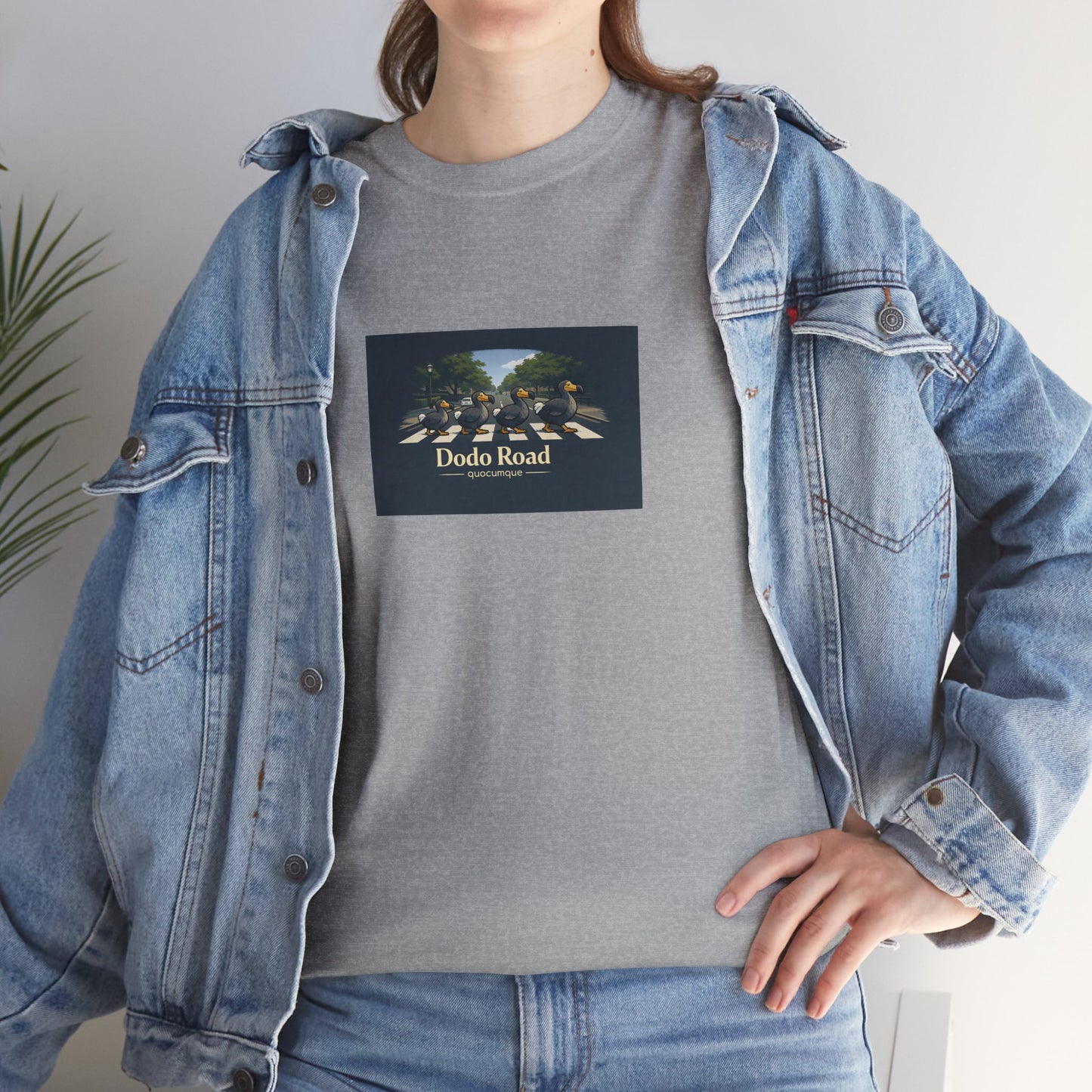 T-shirt "Dodo Road", Île de La Réunion", Confort Coton, Sobre, Elégant, Souvenir Unique, Cadeau, Unisexe, Esprit Voyageur
