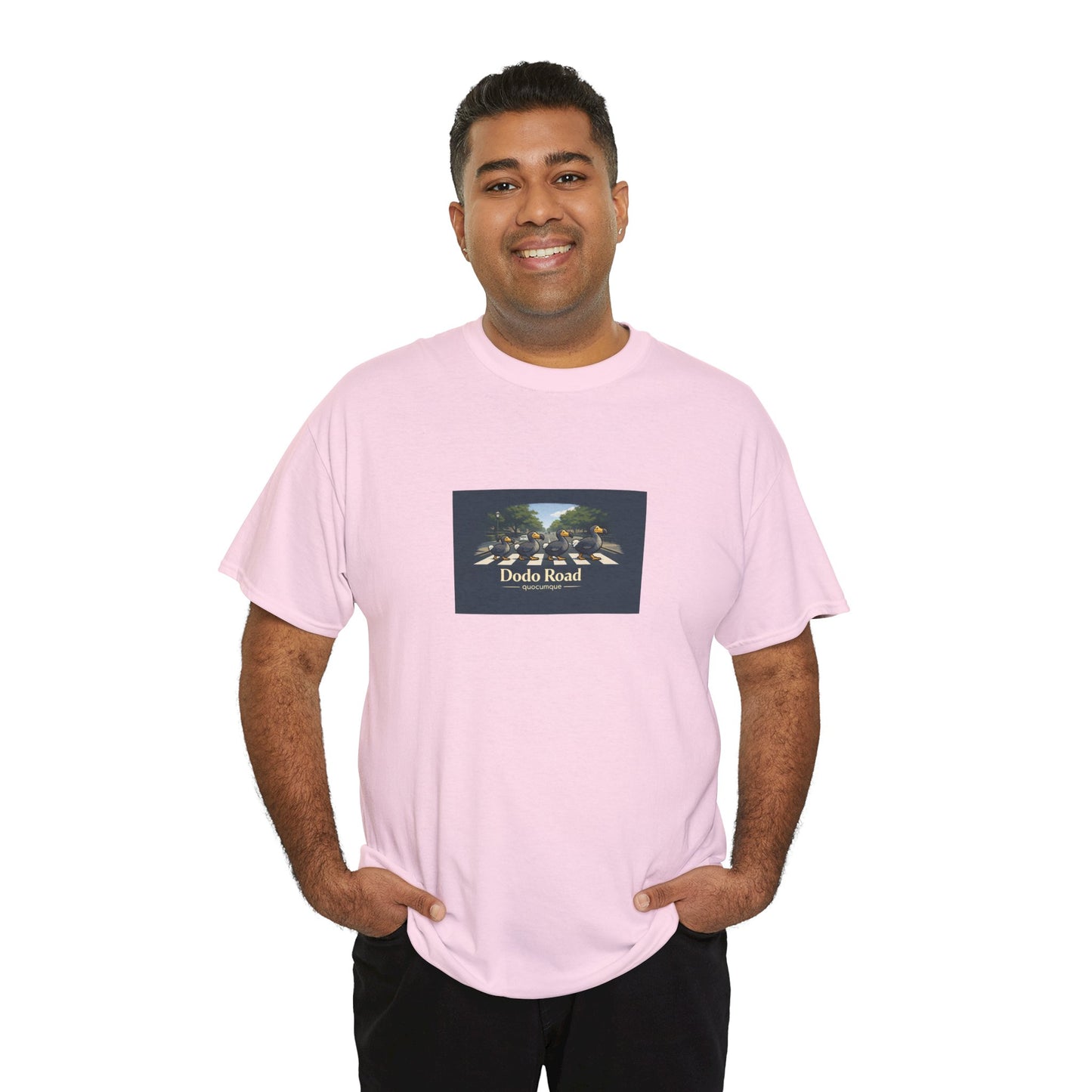 T-shirt "Dodo Road", Île de La Réunion", Confort Coton, Sobre, Elégant, Souvenir Unique, Cadeau, Unisexe, Esprit Voyageur