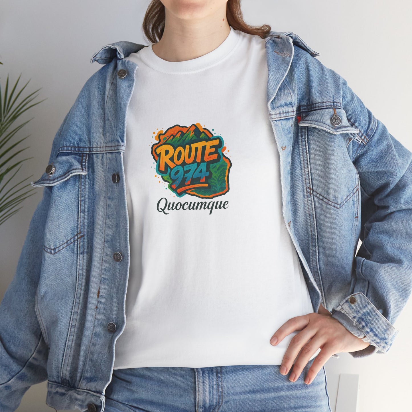 T-shirt "Route 974 Montagne", Destination Île de La Réunion, Confort Coton, Sobre, Elégant, Souvenir Unique, Cadeau, Unisexe, Esprit Voyageur