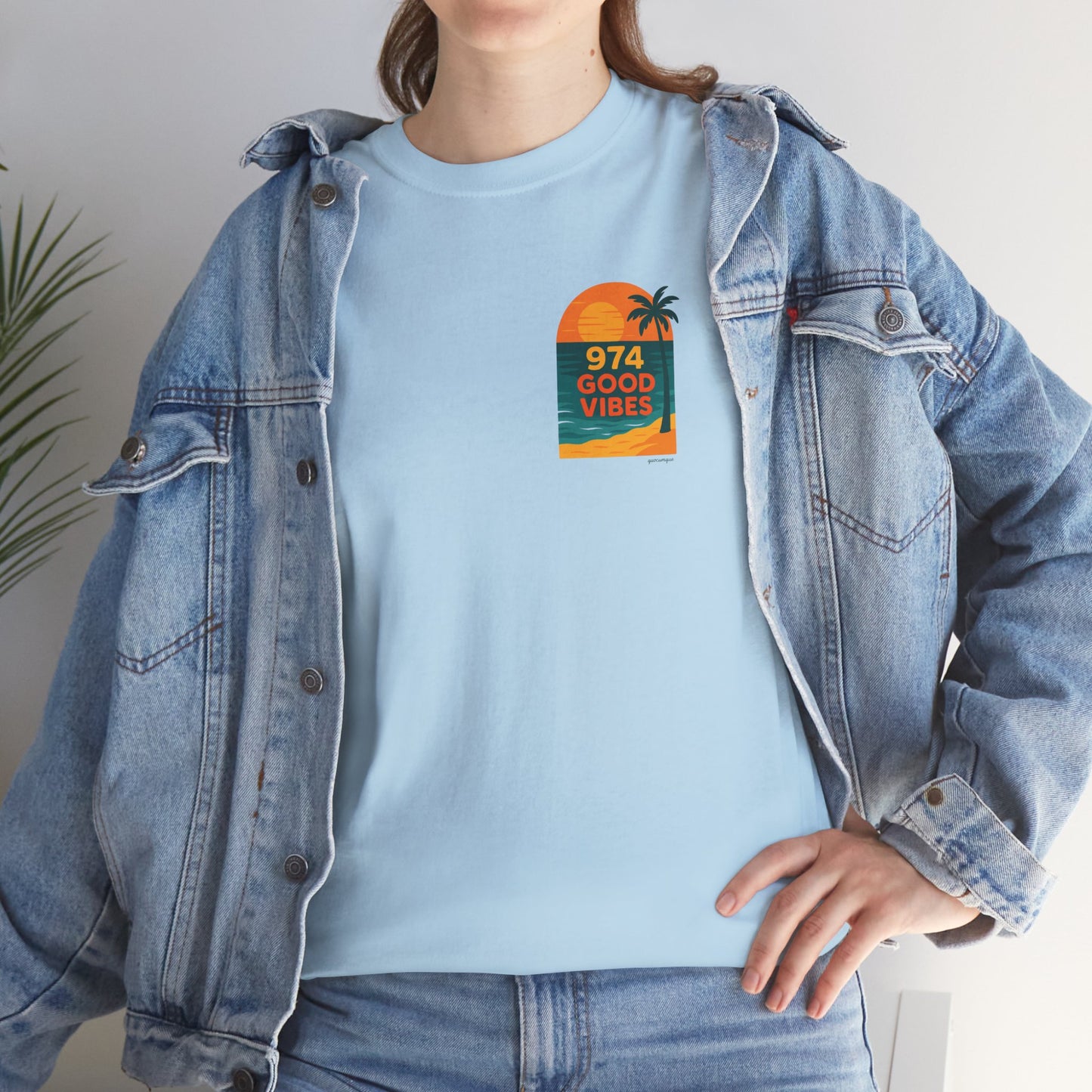 T-shirt "Good Vibes", Île de La Réunion, Confort Coton, Sobre, Elégant, Souvenir Unique, Cadeau, Unisexe, Esprit Voyageur, Adulte