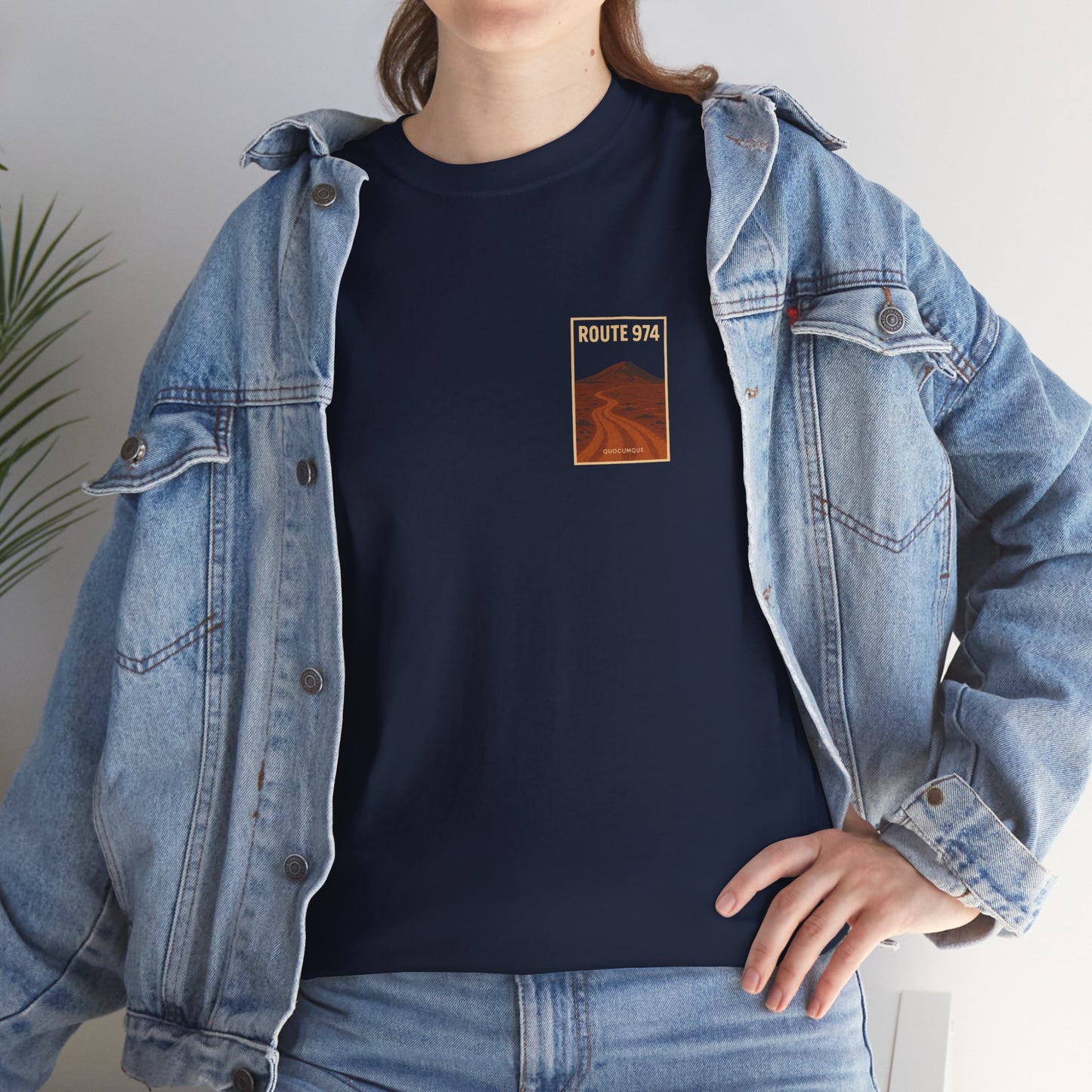 T-shirt "Route 974", Volcan, Exotisme, Destination Île de La Réunion, Confort Coton, Sobre, Elégant, Souvenir Unique, Cadeau, Unisexe, Esprit Voyageur