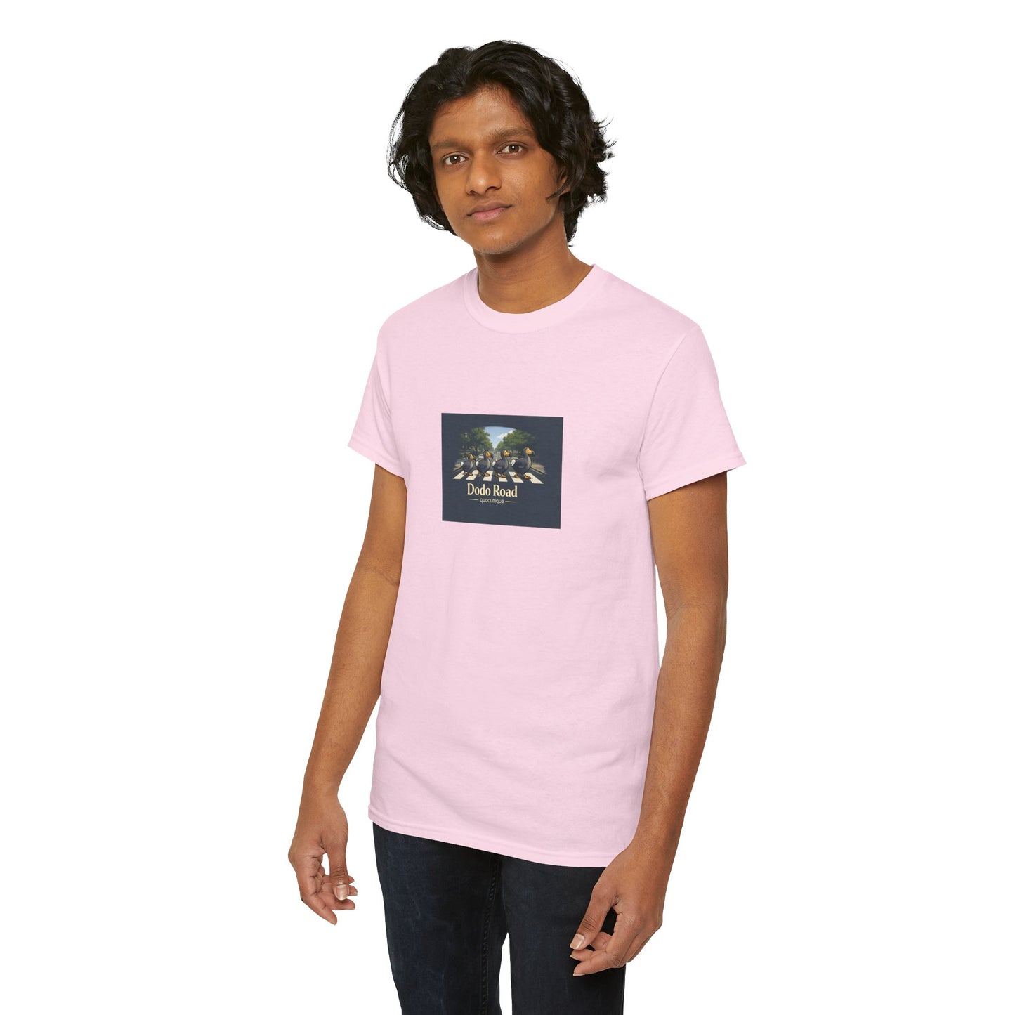 T-shirt "Dodo Road", Île de La Réunion", Confort Coton, Sobre, Elégant, Souvenir Unique, Cadeau, Unisexe, Esprit Voyageur
