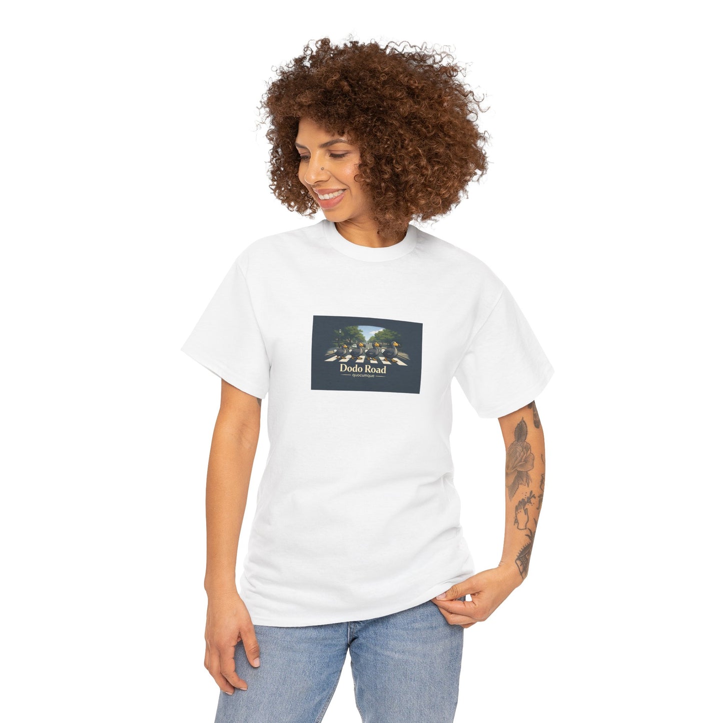T-shirt "Dodo Road", Île de La Réunion", Confort Coton, Sobre, Elégant, Souvenir Unique, Cadeau, Unisexe, Esprit Voyageur