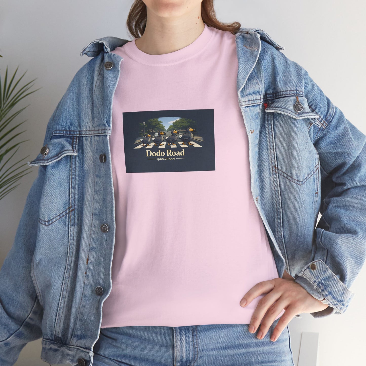 T-shirt "Dodo Road", Île de La Réunion", Confort Coton, Sobre, Elégant, Souvenir Unique, Cadeau, Unisexe, Esprit Voyageur