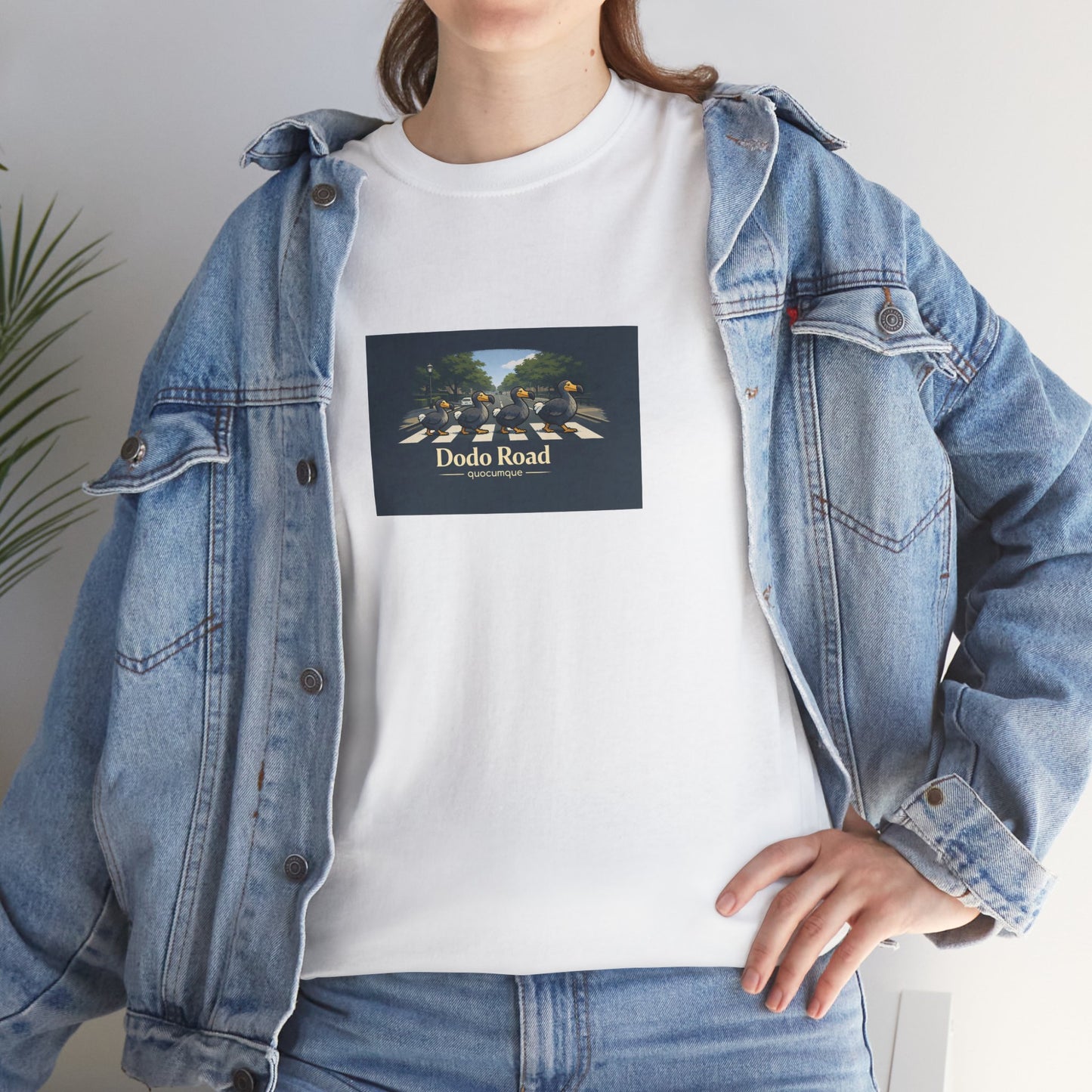 T-shirt "Dodo Road", Île de La Réunion", Confort Coton, Sobre, Elégant, Souvenir Unique, Cadeau, Unisexe, Esprit Voyageur