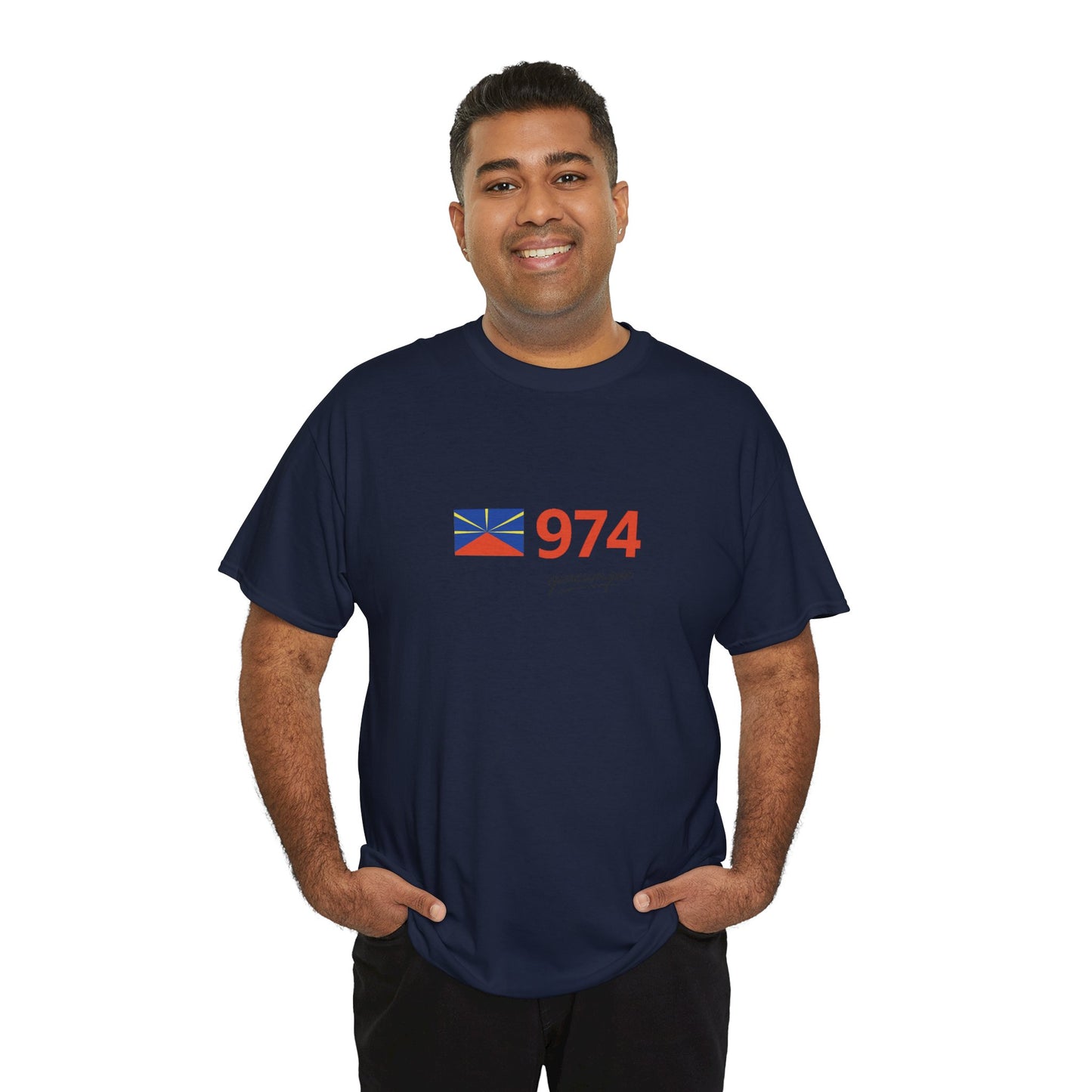 T-shirt "974 Drapeau", Île de La Réunion, Confort Coton, Sobre, Elégant, Souvenir Unique, Cadeau, Unisexe, Esprit Voyageur