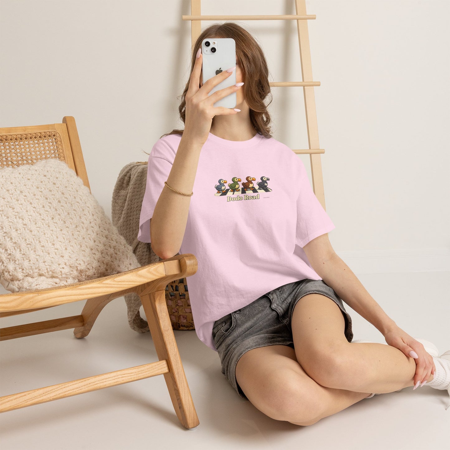 T-shirt "Dodo Road", Île de La Réunion", Confort Coton, Sobre, Elégant, Souvenir Unique, Cadeau, Unisexe, Esprit Voyageur