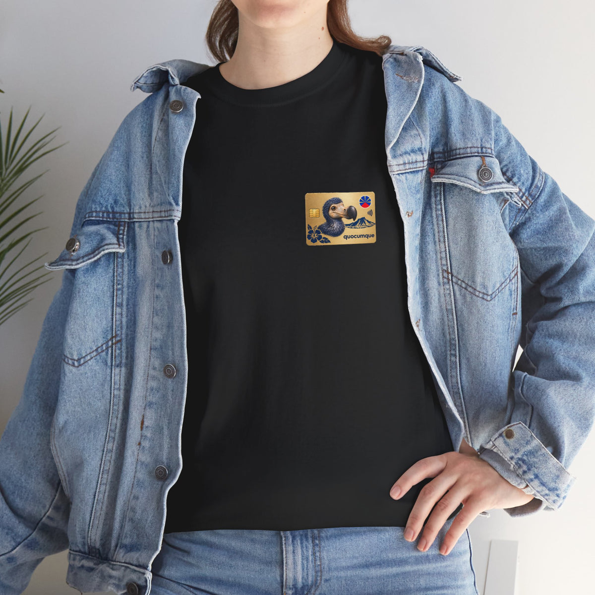 T-shirt "Quocumque Gold", Exotisme, Destination Île de La Réunion, Confort Coton, Sobre, Elégant, Souvenir Unique, Cadeau, Unisexe, Esprit Voyageur