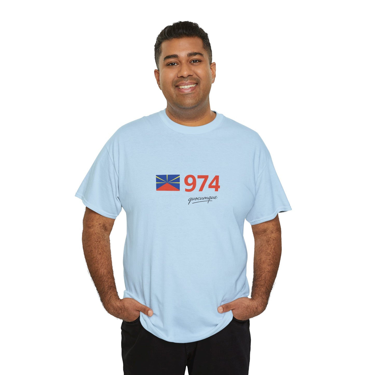 T-shirt "974 Drapeau", Île de La Réunion, Confort Coton, Sobre, Elégant, Souvenir Unique, Cadeau, Unisexe, Esprit Voyageur