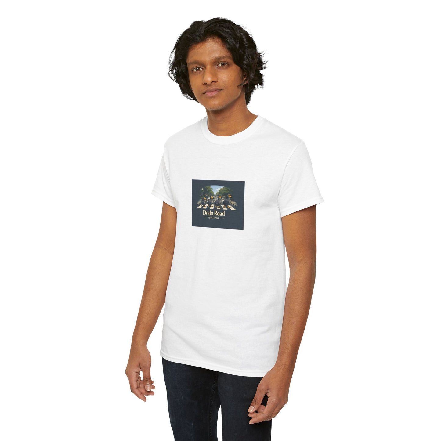 T-shirt "Dodo Road", Île de La Réunion", Confort Coton, Sobre, Elégant, Souvenir Unique, Cadeau, Unisexe, Esprit Voyageur